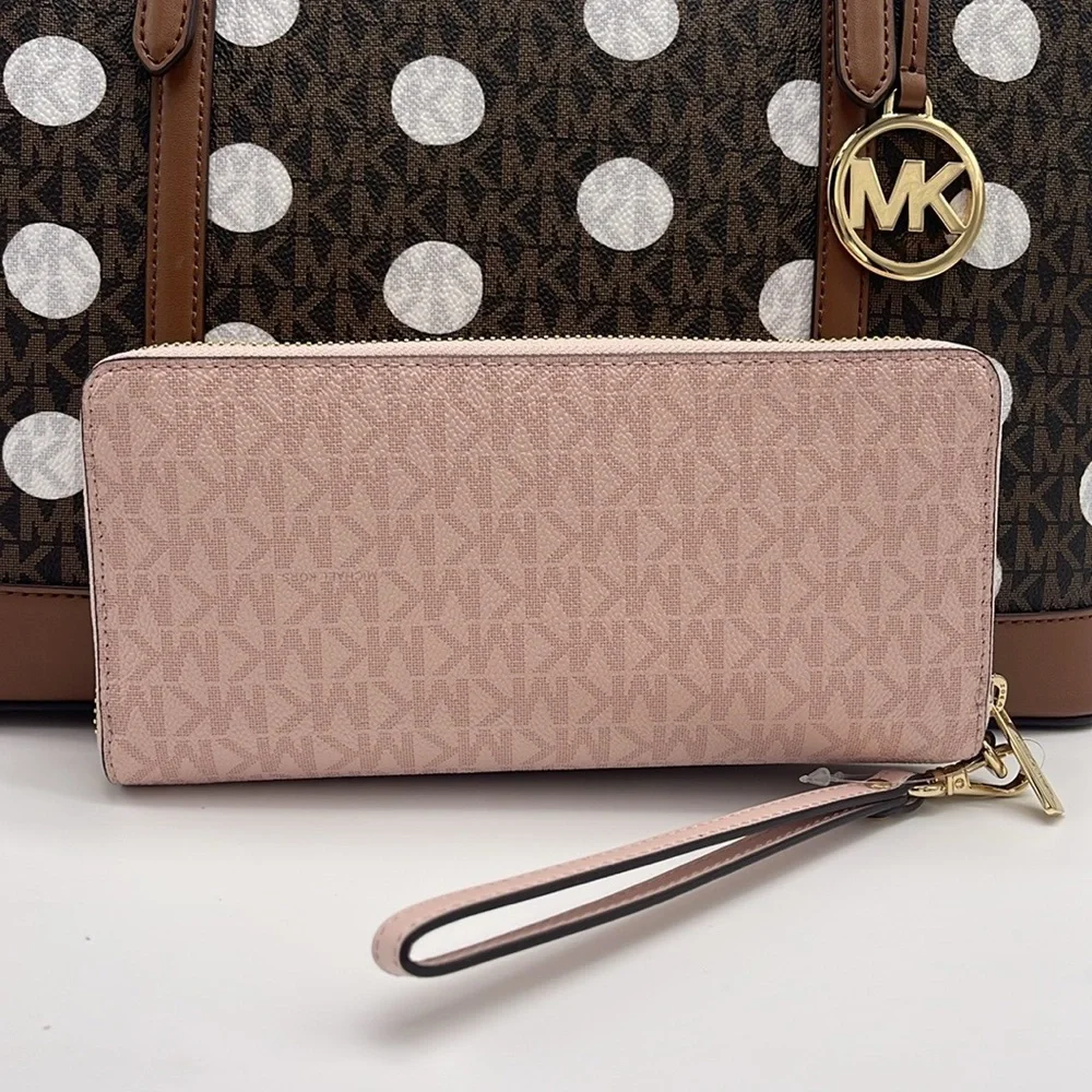 MICHAEL KORS Jet Set Travel Lg Signature Logo Continental Wristlet Phone Holder